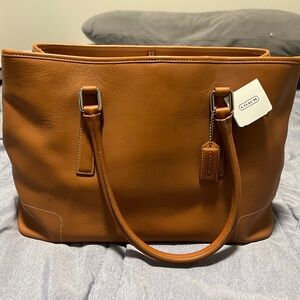Coach No. D1J-7757 Hamptons Large Tote